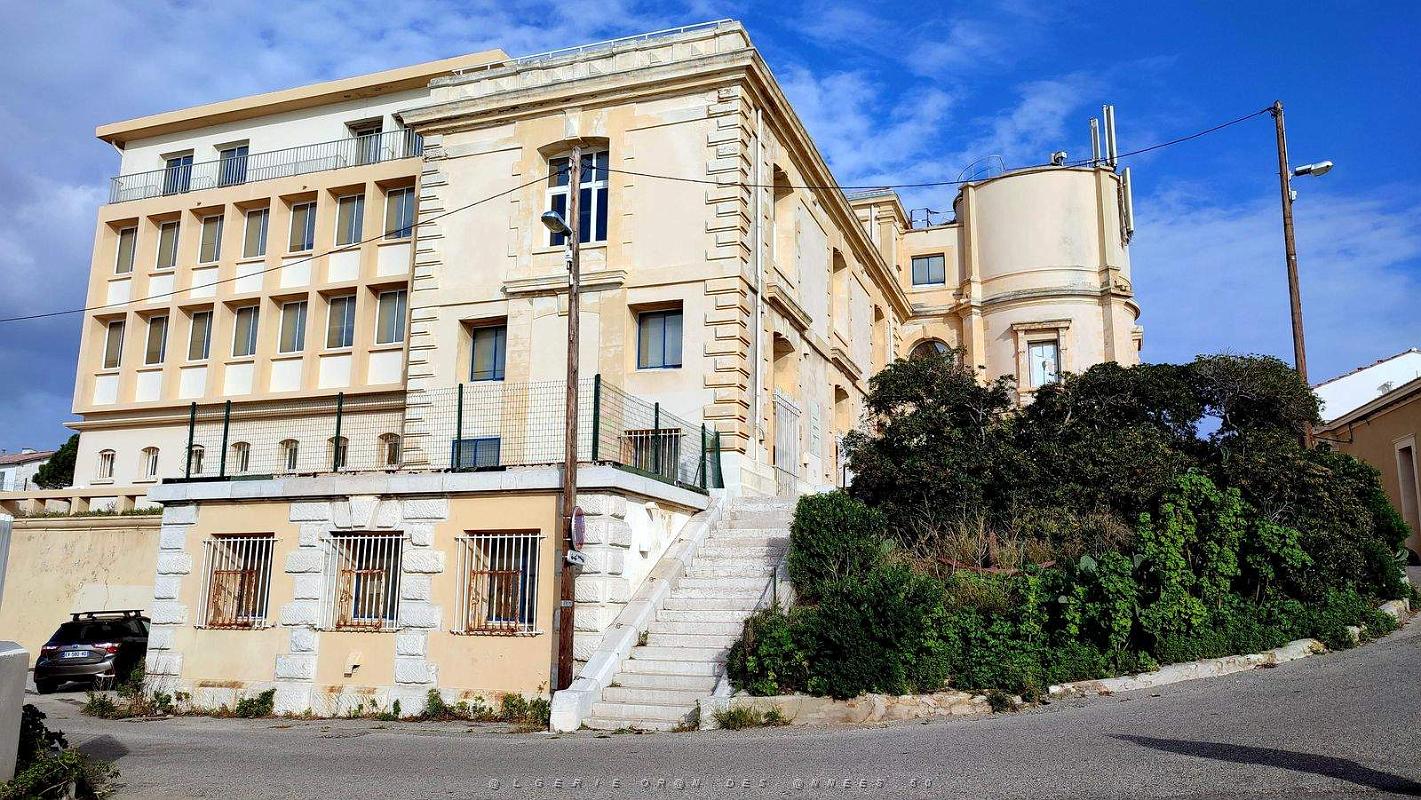 2022 12 MARSEILLE-ENDOUME DU PORT DE MALMOUSQUE A MALDORME (72).jpg